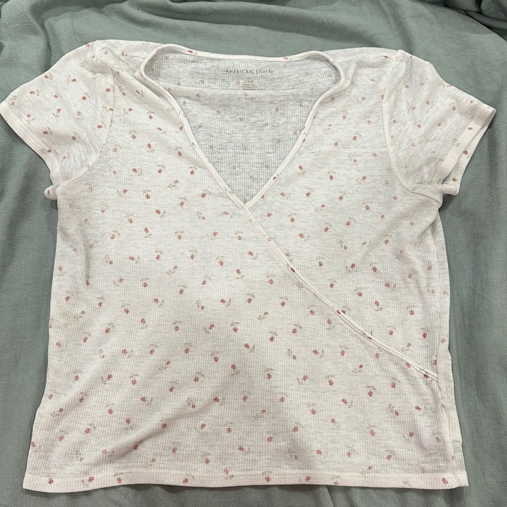 American Eagle Cropped Tee